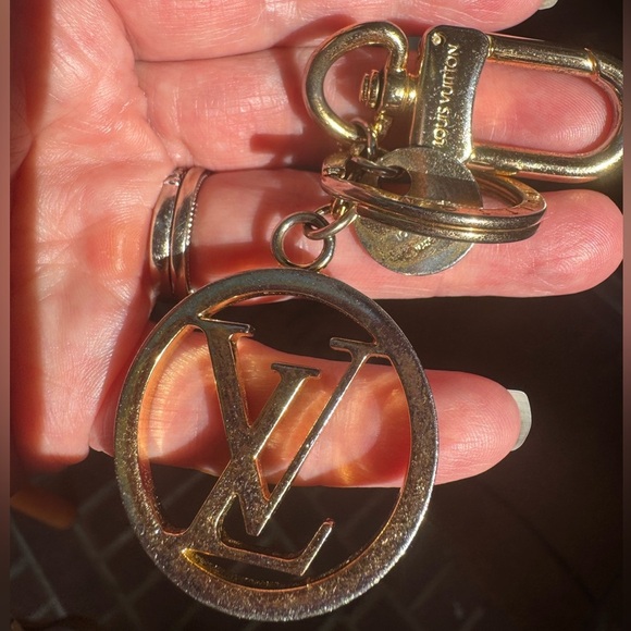 Louis Vuitton Damier Azur Croisette - Picture 15 of 16